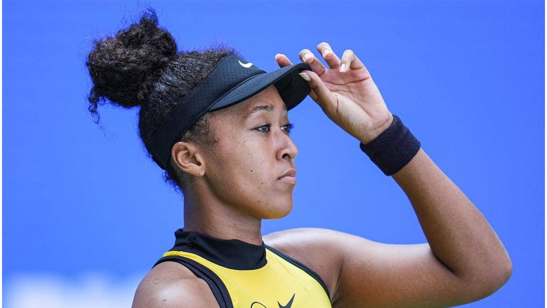 亚博体育-大坂直美回归赛场，连败首场状态亮眼，曼联观众沸腾！的简单介绍