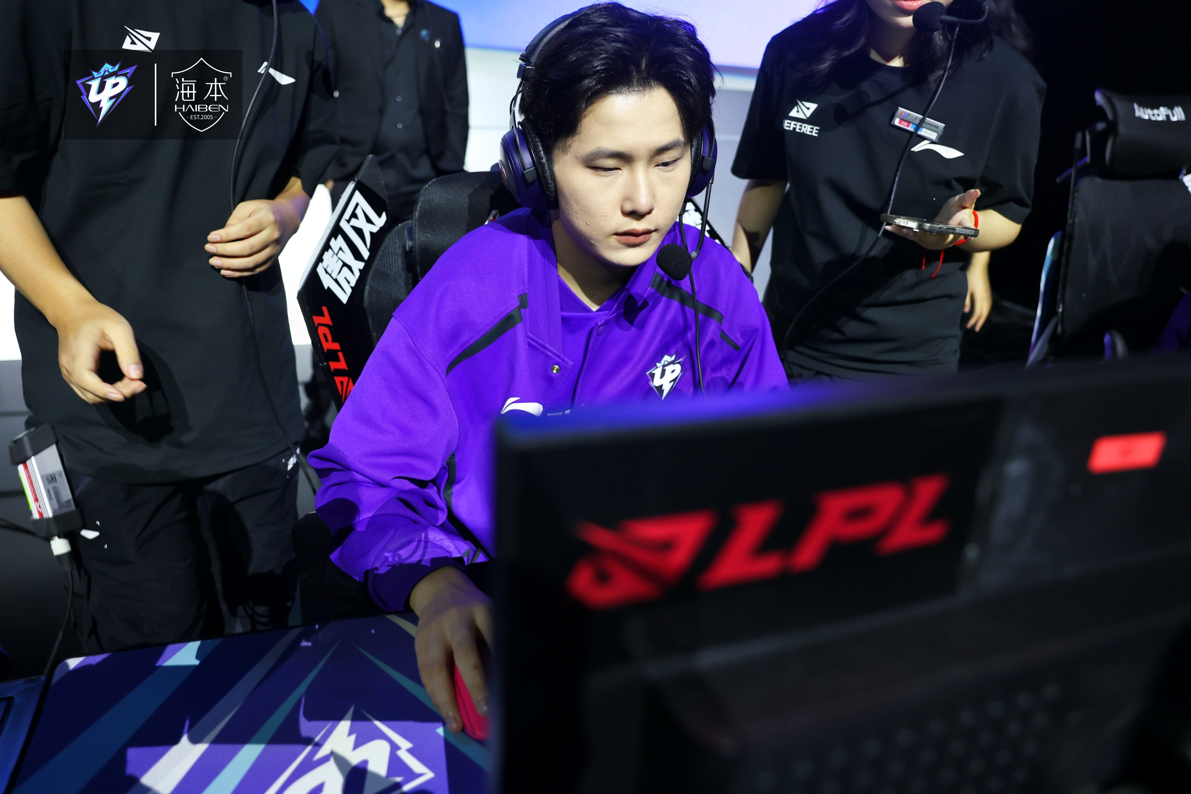 亚博-关于Rookie关键节点精彩发挥，TL带队取胜！的信息